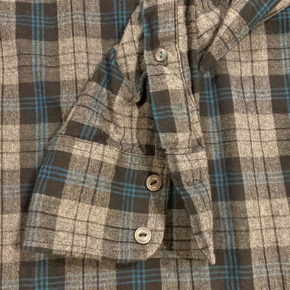 American Eagle Mens XL Slim fit gray, black and teal flannel - Picture 8 of 8